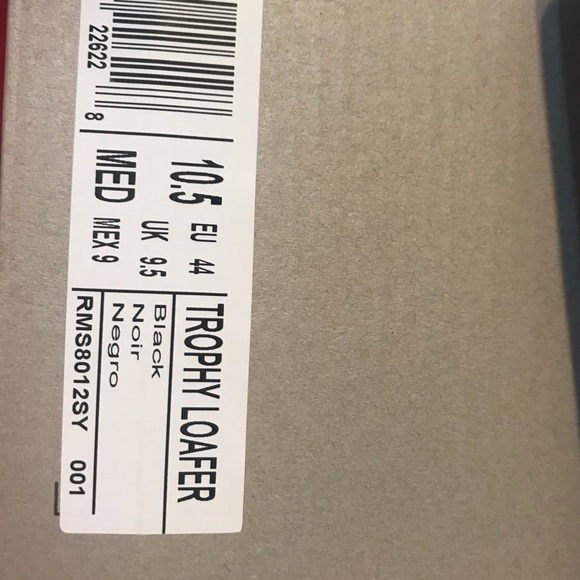 KENNETH COLE - Picture 4 of 5